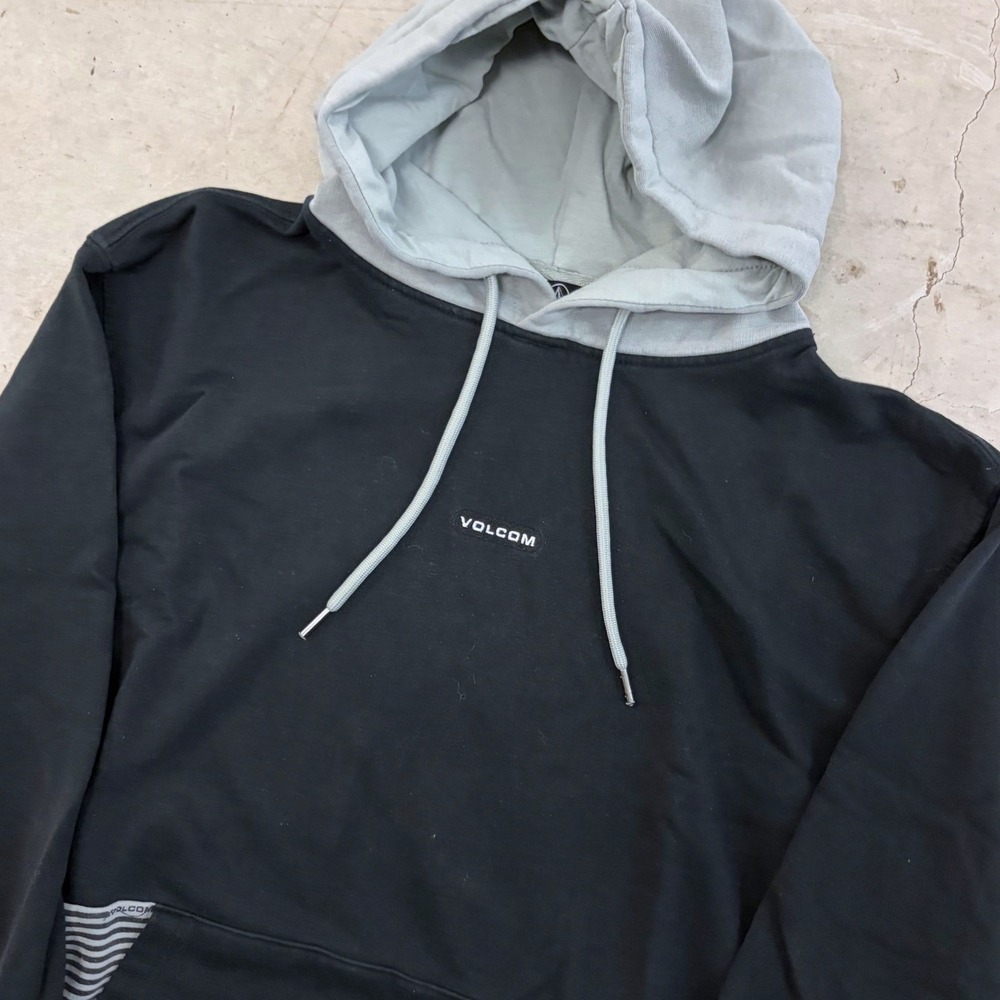 Volcom Mens Colorblock Striped Pullover Surfer Hoodie Black Grey Medium